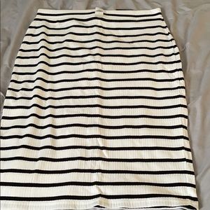 Banana Republic under the knees skirt